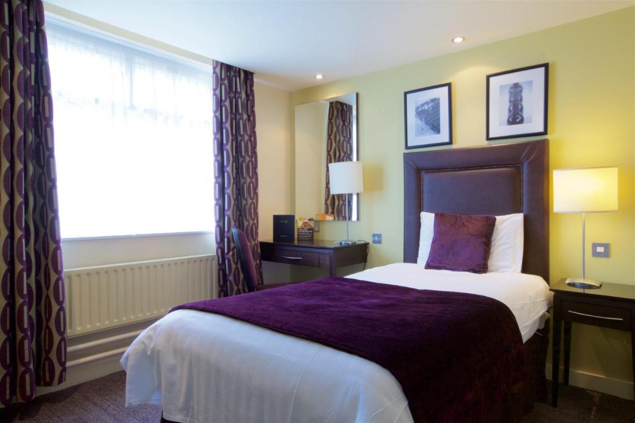 Manchester Airport Stanley Hotel, BW Signature Collection Handforth Esterno foto